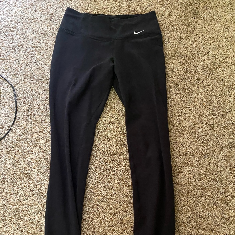 Small Nike leggings